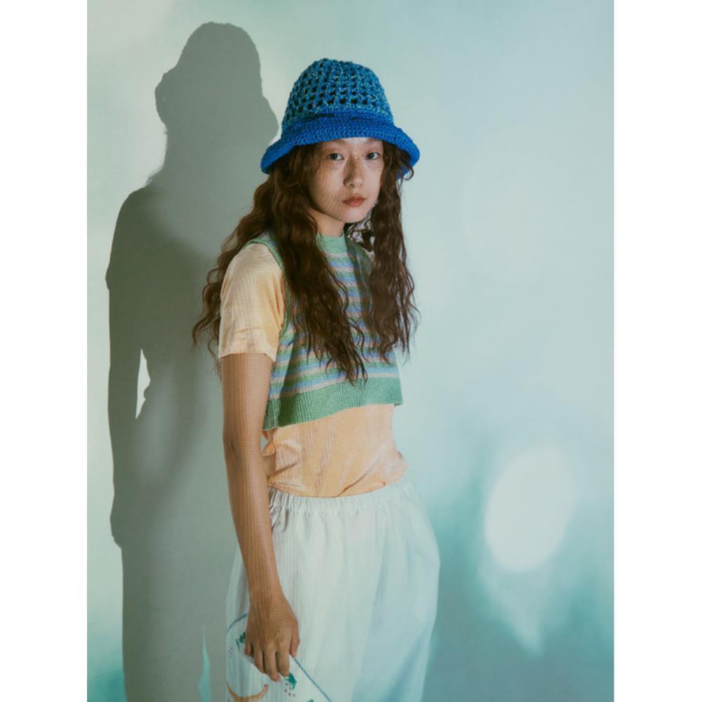 半額以下で買えるクーポン特集 MISU ニット帽 BLUE HAT SQUARE BARBE A 帽子
