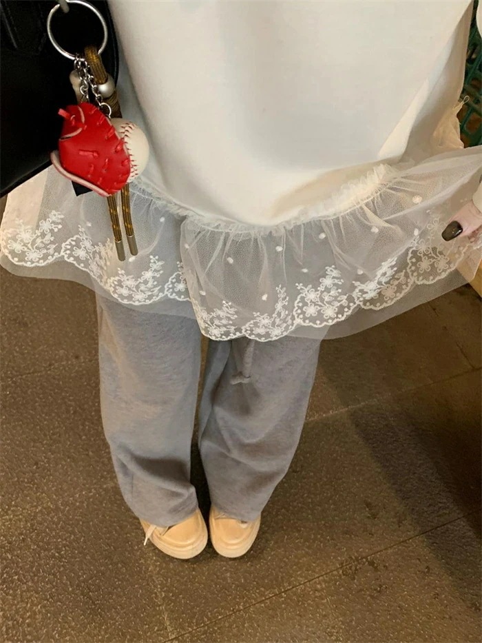 【急速出荷】異素材切り替えTシャツ Tシャツ 異素材切り替え レディース 秋冬 切り替え 長袖 レース クルーネック 切り替えTシャツ 可愛い 無地 レイヤード 重ね着 韓国風 体型カバー 着瘦せ 森 【急速出荷】異素材切り替えTシャツ Tシャツ 異素材切り替え レディース 秋冬 切り替え 長袖 レース クルーネック 切り替えTシャツ 可愛い 無地 レイヤード 重ね着 韓国風 体型カバー 着瘦せ 森