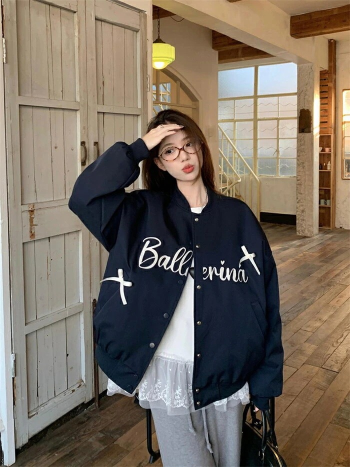 【急速出荷】異素材切り替えTシャツ Tシャツ 異素材切り替え レディース 秋冬 切り替え 長袖 レース クルーネック 切り替えTシャツ 可愛い 無地 レイヤード 重ね着 韓国風 体型カバー 着瘦せ 森 【急速出荷】異素材切り替えTシャツ Tシャツ 異素材切り替え レディース 秋冬 切り替え 長袖 レース クルーネック 切り替えTシャツ 可愛い 無地 レイヤード 重ね着 韓国風 体型カバー 着瘦せ 森