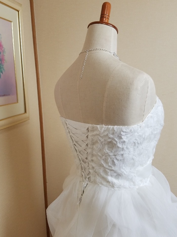 ウェディングドレス ミニ ミニドレス 花嫁 二次会 結婚式 披露宴 ドレス ウエディングドレス パーティードレス 演奏会 発表会 ステージ ドレス 衣装 大きいサイズ 編み上げ ベアトップ リボン ミ