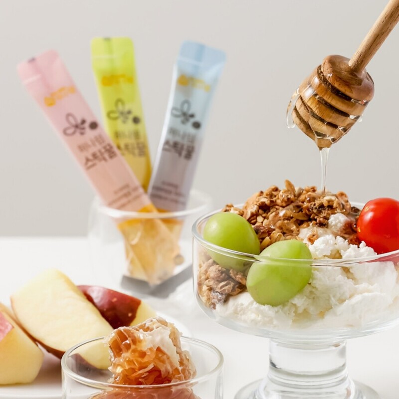 FORESBEE 天然蜂蜜 スティック蜂蜜 10g 30包 アカシア蜂蜜野生花蜂蜜ライムの木蜂蜜 携帯用 韓国食品 FORESBEE 天然蜂蜜 スティック蜂蜜 10g 30包 アカシア蜂蜜野生花蜂蜜ライムの木蜂蜜 携帯用 韓国食品