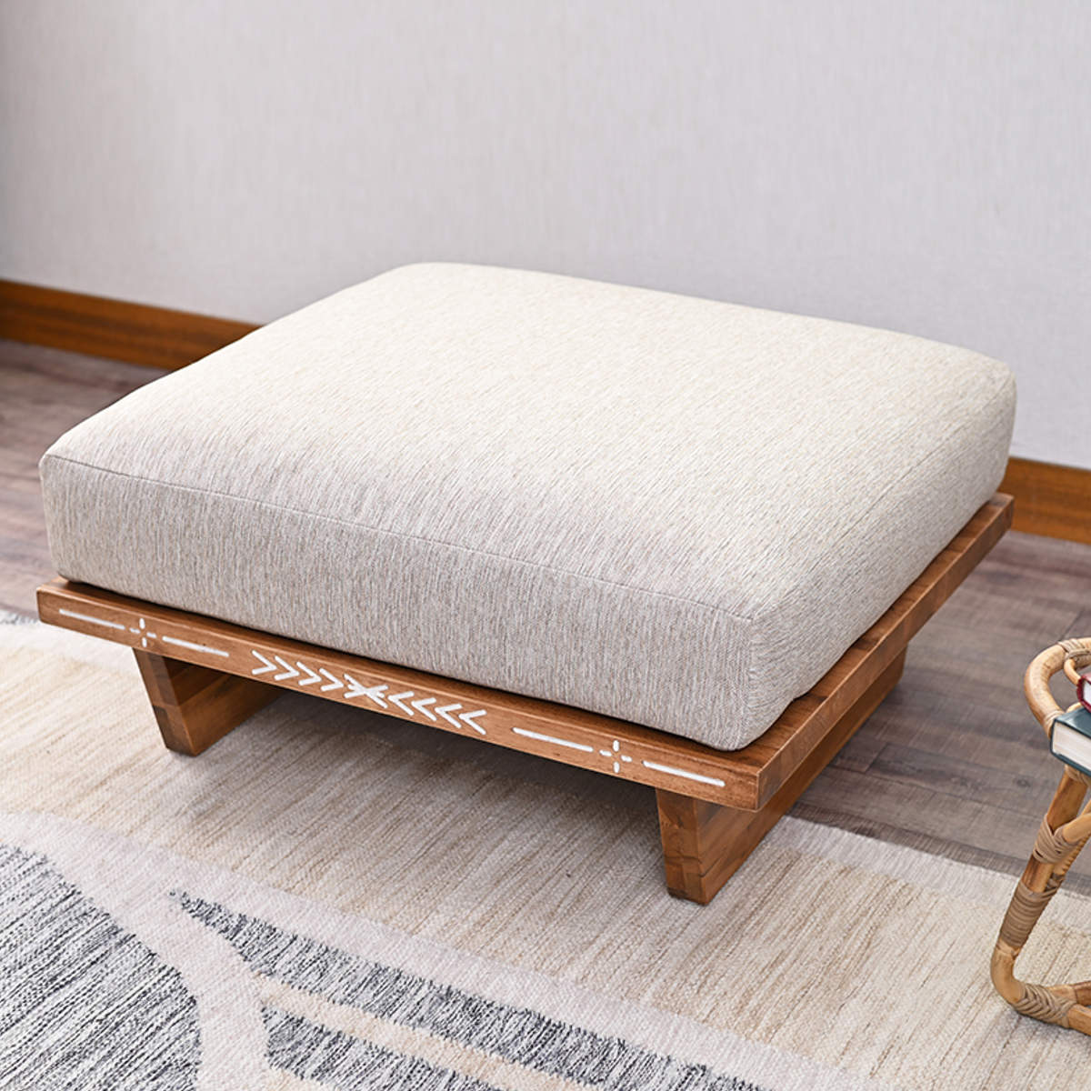 カジュアルハワイアン オットマン Ohana 腰掛け クッション 1P 一人掛け ソファ チェア 椅子 天然木 ハワイアン家具 インテリア 玄関チェア 足置き 木製