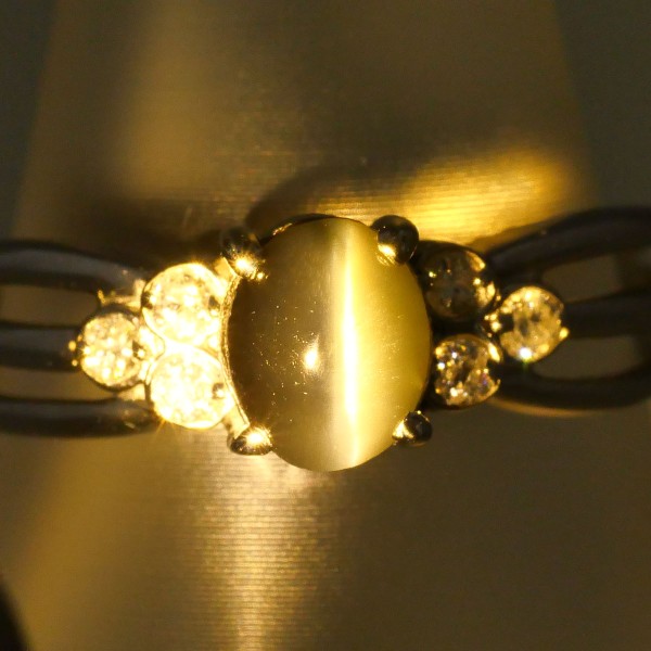 PT900 プラチナ リング 12号 アレキサンドライトキャッツアイ 1.06 ダイヤ 中古 PT900 プラチナ リング 12号 アレキサンドライトキャッツアイ 1.06 ダイヤ 中古