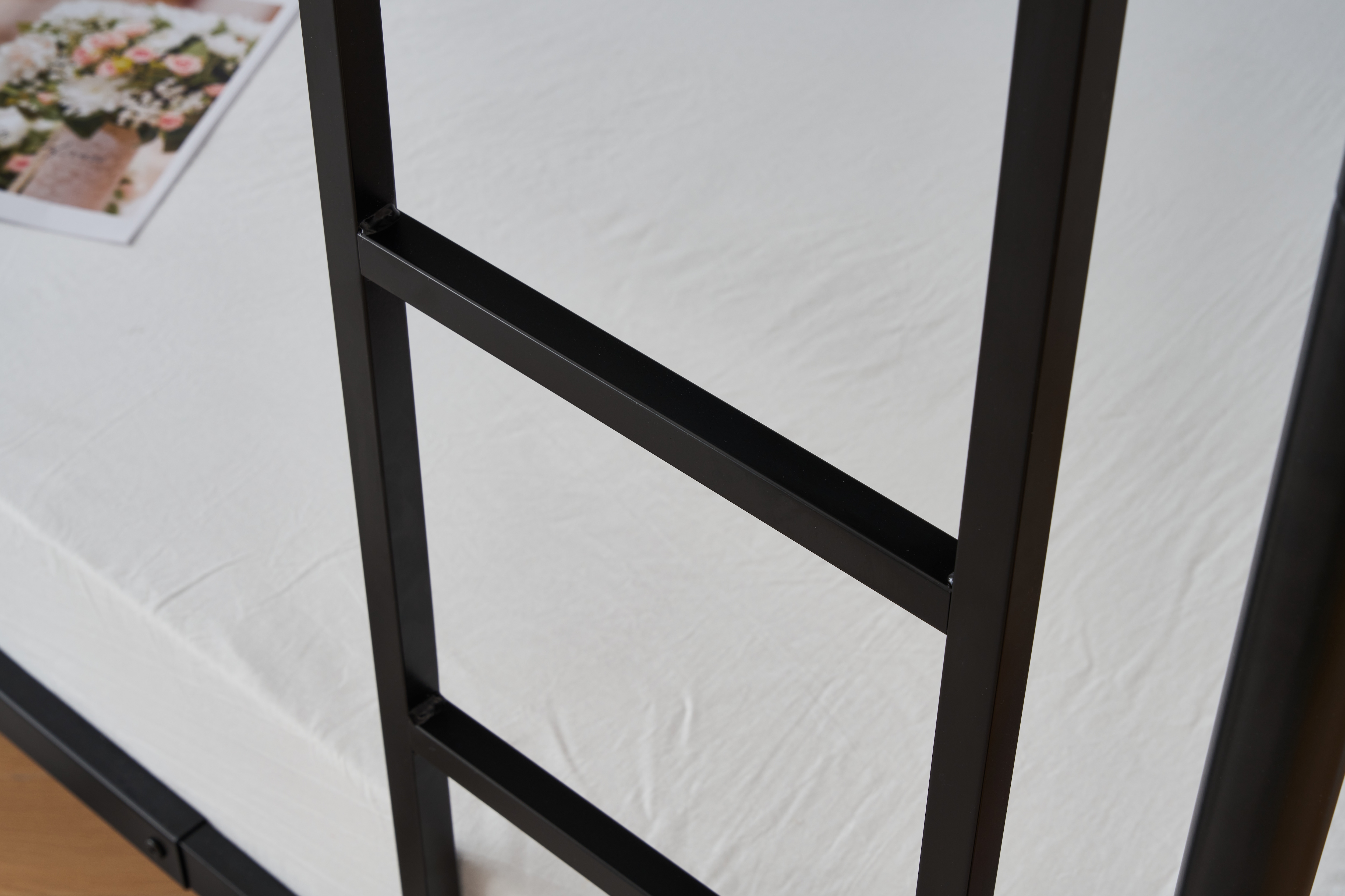 国内発送&送·料·無·料】【新品】ブラック二段ベッド シングルベッド