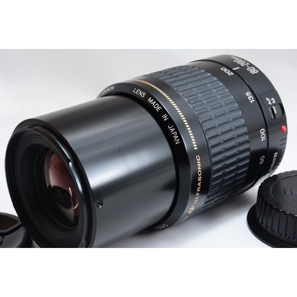 【中古】キヤノン Canon EOS Kiss X9i トリプルズームセット 美品 SDカード付き