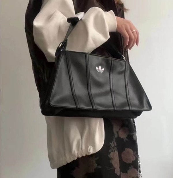 Qoo10] adidas Mini Airliner Bag IL