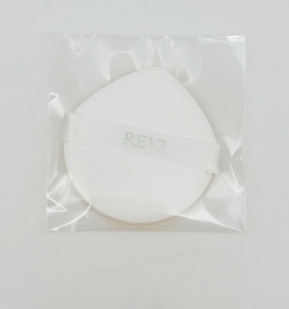 【国内正規品】REVI ルヴィ 陶肌 ファンデーション ジュエル 15g 通常色 パフ付き 銀座ロッソ ROSSO 陶肌 基礎化粧品 天然植物由来 シワ 保湿力 送料無料