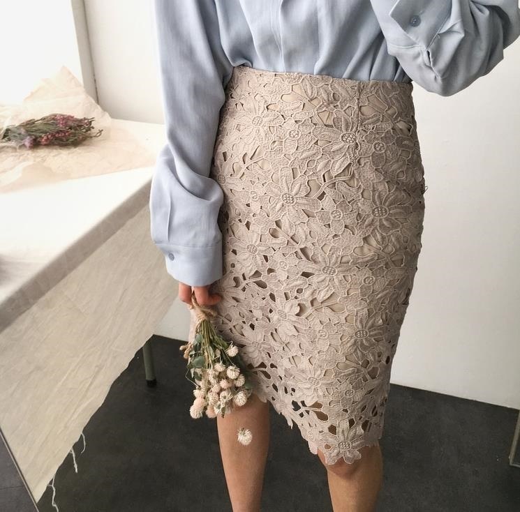 3182.膝丈 花柄タイトスカート(ベージュ)2019 春夏 sale お出かけ フォーマル 大人 3182.膝丈 花柄タイトスカート(ベージュ)2019 春夏 sale お出かけ フォーマル 大人