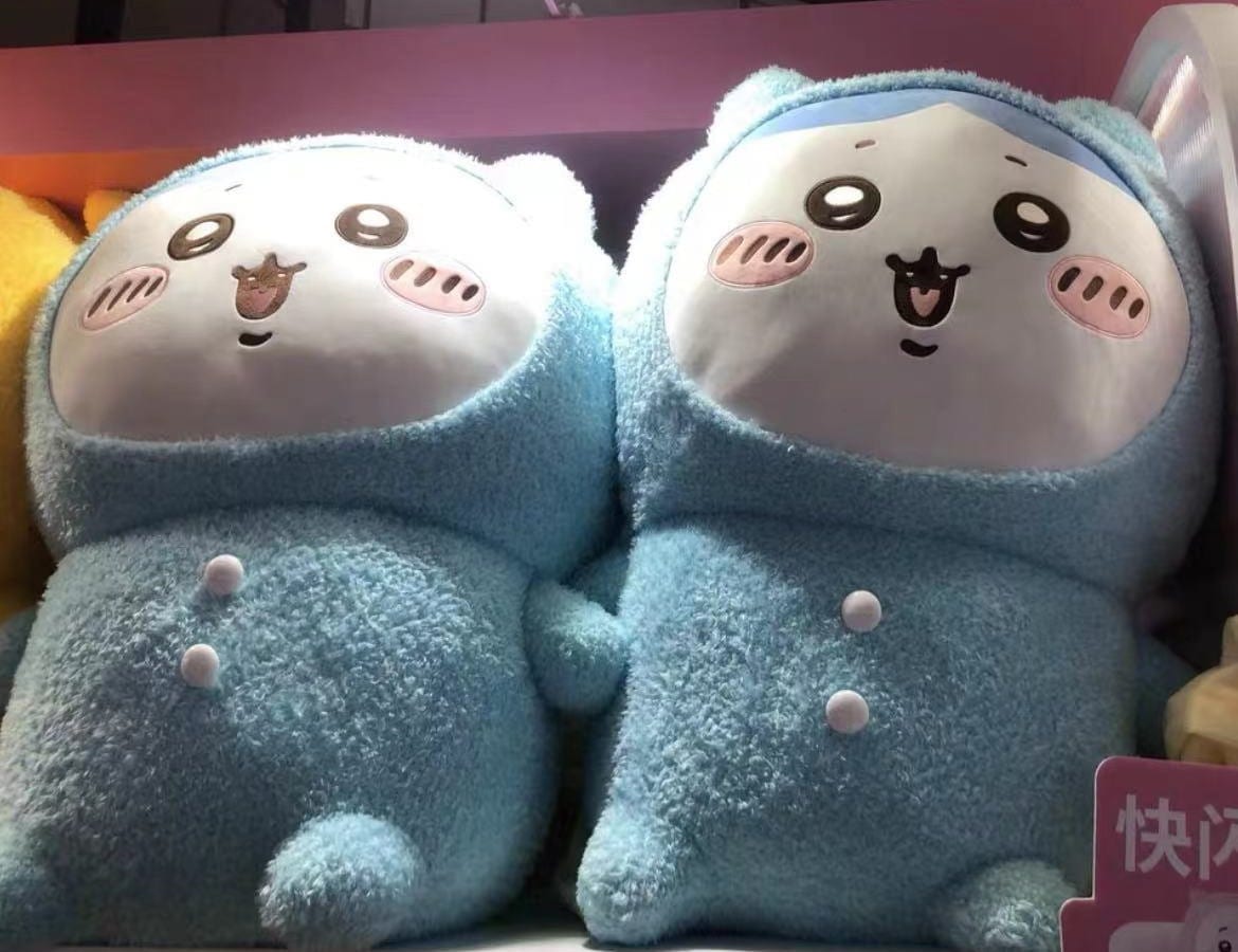 2024年8月新作 ちいかわ　ハチワレ　ウサギ　m i n i s o名創優品 正規品保証 ちいかわベーシックモデル520+ショッピングバッグ/パジャマ599（大型 ）スーツケースタグ付き