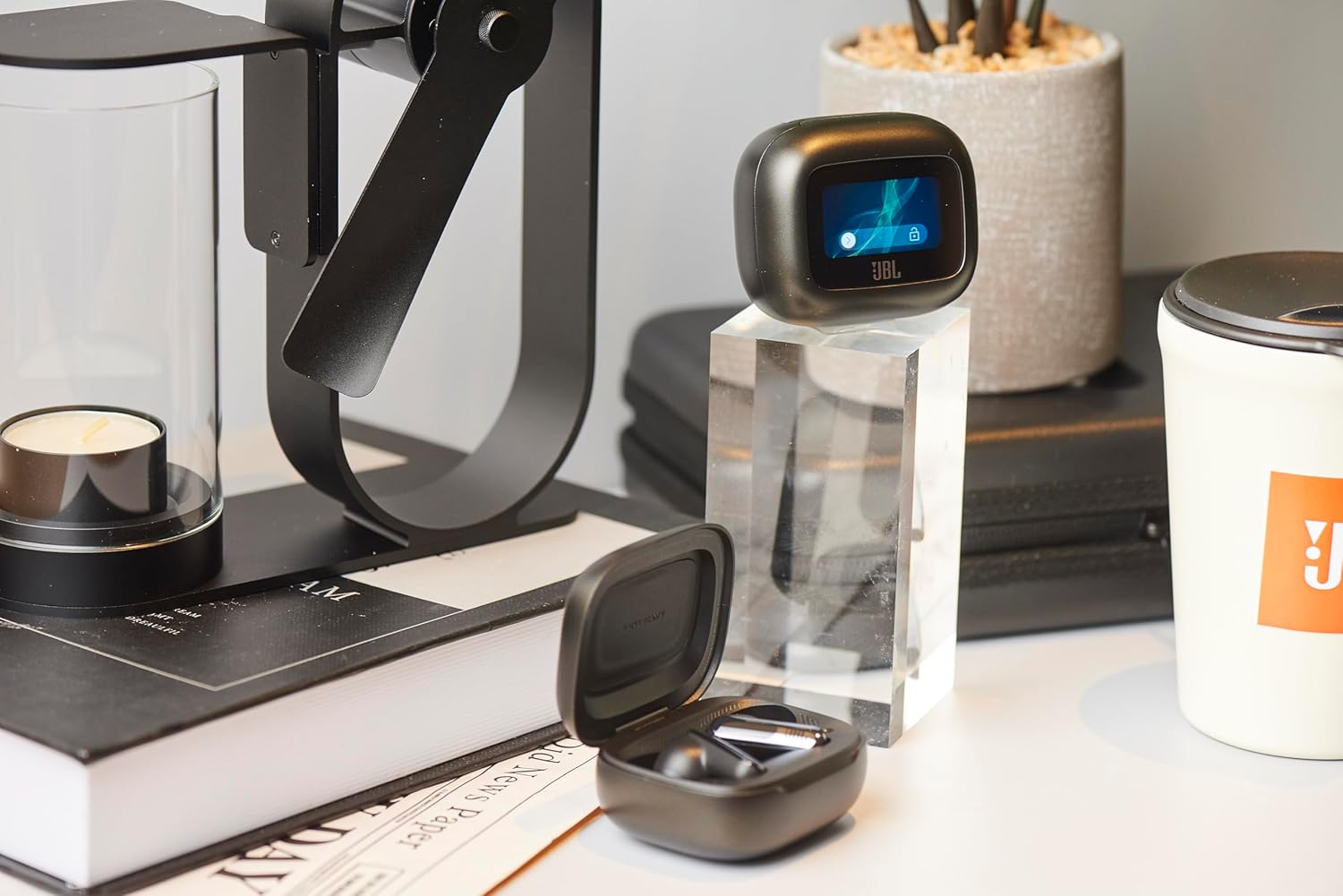 【美品】JBL LIVE BEAM 3 【ブラック・充電ケース】 Charging Case for JBL Live Beam 3 | JBL Live Beam 3用充電ケース