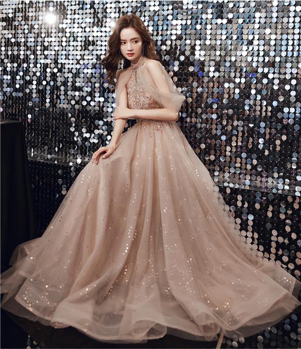 シャンパン マキシ丈ロング丈　ロングドレス　スカート 二次会ドレス フォーマルドレス　春 夏 秋 冬 パーティドレス 二次会 2次会 レース 成人式 同窓会 謝恩会 大学生 服装 入学式 卒業式