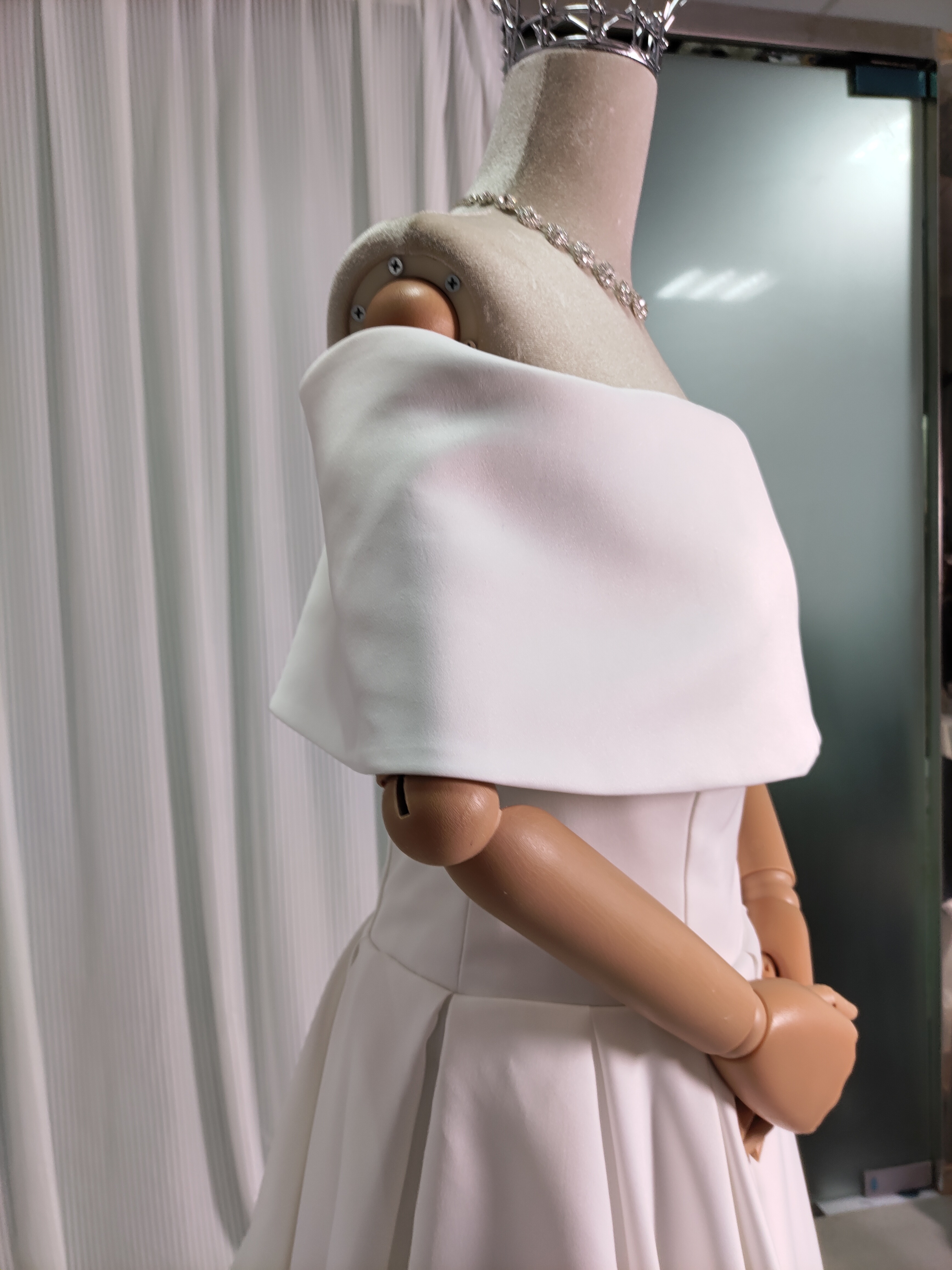 エレガント ウェディングドレス オフショルダー Aライン 編み上げ 快適な生地 二次会 演奏会 エレガント ウェディングドレス オフショルダー Aライン 編み上げ 快適な生地 二次会 演奏会