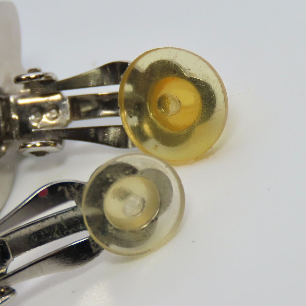 中古 イヤリング ココマーク メタル シルバー ブラック クリーム カメリア 05P アクセサリー レディース 女性 中古 イヤリング ココマーク メタル シルバー ブラック クリーム カメリア 05P アクセサリー レディース 女性