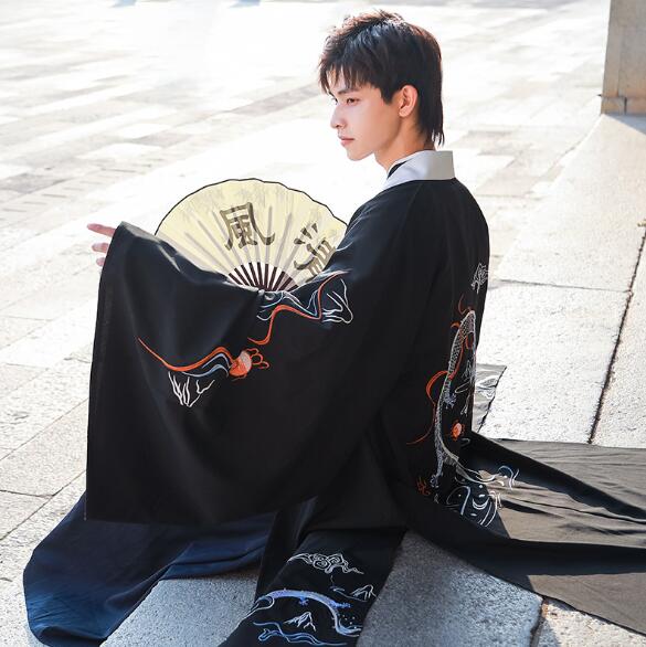男女兼用漢服唐装 龍柄　黒　3点セット/4点セット　カップル中華振袖ｔシャツ+ロング丈スカート　ロング丈羽織　振袖中華古風コスプレ衣装　メンズレディース漢服　チャイナ舞台ステージ服　ハロウィン　クリス