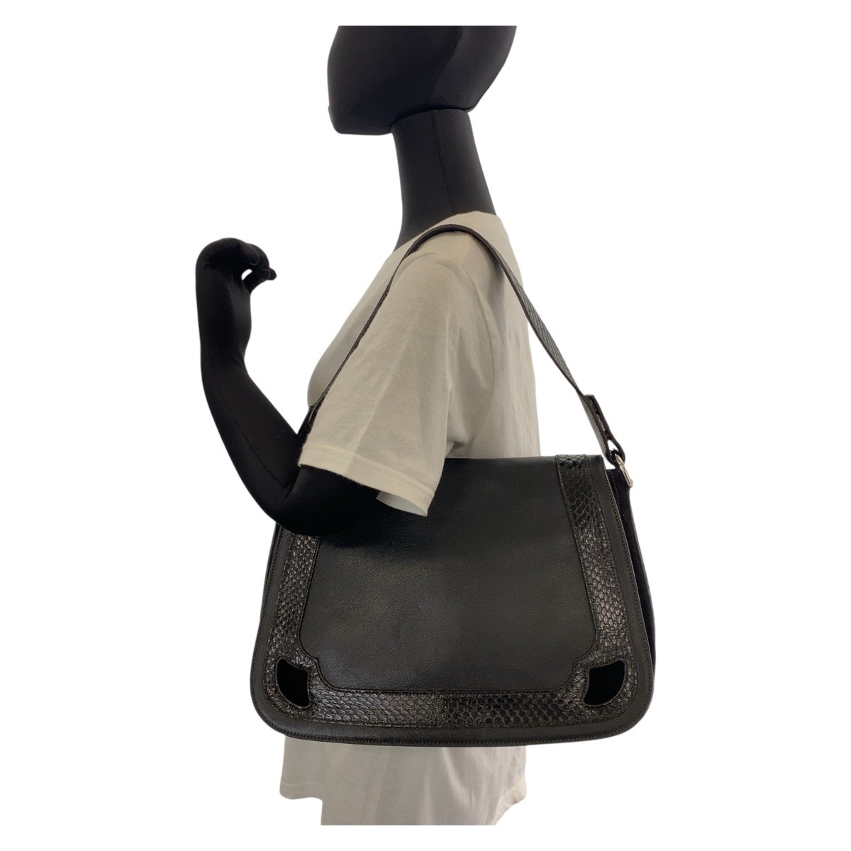 ✨極美品✨カルティエ　マルチェロ　ハンドバッグ　レザー×リザード型押し　ブラック 楽天市場】カルティエ マルチェロ（レディースバッグ｜バッグ