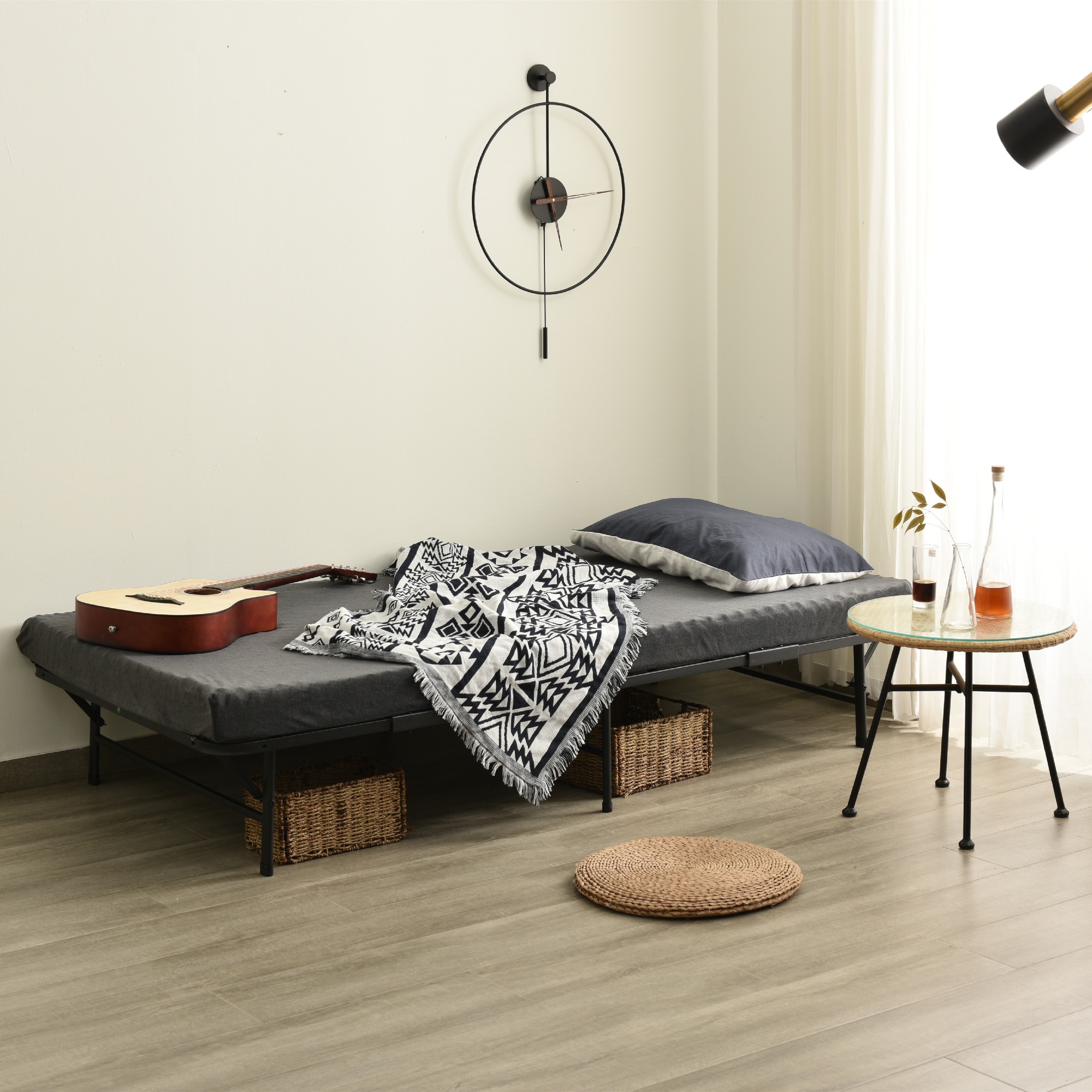 国内発送!パイプベッド 折りたたみベッド シングル 組立簡単 ベッド 下収納 シングルベッド 収納 ベッドフレーム コンパクト 耐荷重200kg 送料無料 ベッド 折畳ベッド 省スペース 一人暮らし 国内発送!パイプベッド 折りたたみベッド シングル 組立簡単 ベッド 下収納 シングルベッド 収納 ベッドフレーム コンパクト 耐荷重200kg 送料無料 ベッド 折畳ベッド 省スペース 一人暮らし