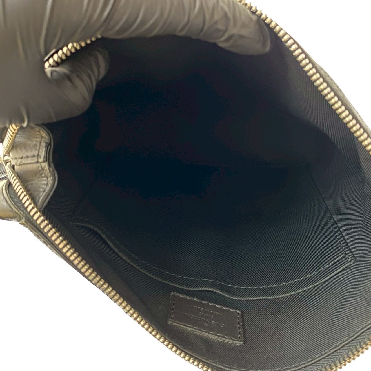 ディスカバリー メッセンジャー BB ダミエ アンフィニショルダーバッグ レザー ブラック -2774 ディスカバリー メッセンジャー BB ダミエ アンフィニショルダーバッグ レザー ブラック -2774