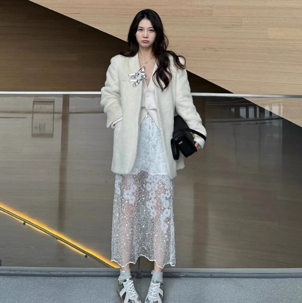 ロングスカート スパンコールスカート 春夏 ラグジュアリー レディライク お出かけ ロングスカート スパンコールスカート 春夏 ラグジュアリー レディライク お出かけ