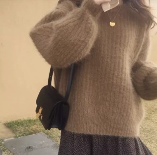 レディース トップス セーター プルオーバー 長袖 ラウンドネック もこもこ ふわふわかわいい 大人可愛い きれいめ シンプル カジュアル 上品 おしゃれ かっこいい レトロ こなれ感 個性的