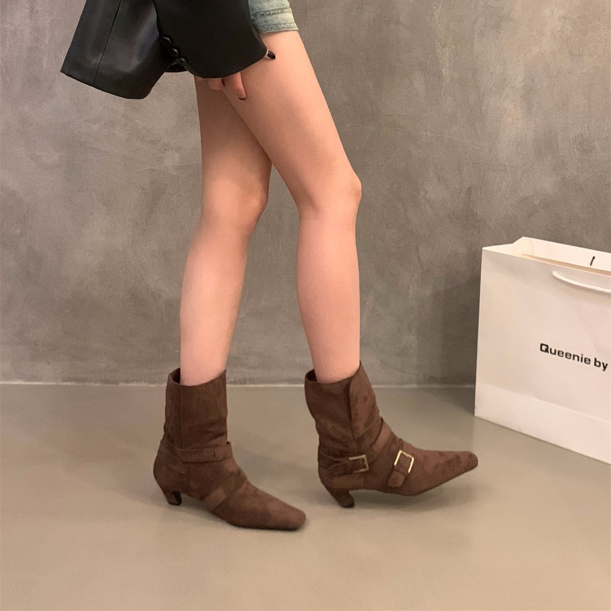 厚いかかとレトロウエスタンデニムブーツスエードマーティンブーツレディースシューズ2024新しい春と秋のシングルブーツ薄い短いブーツ