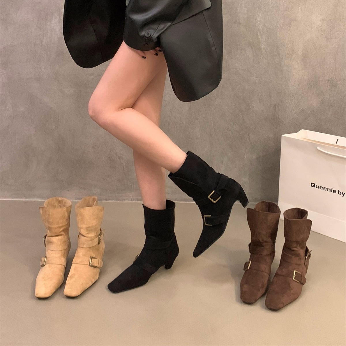 厚いかかとレトロウエスタンデニムブーツスエードマーティンブーツレディースシューズ2024新しい春と秋のシングルブーツ薄い短いブーツ