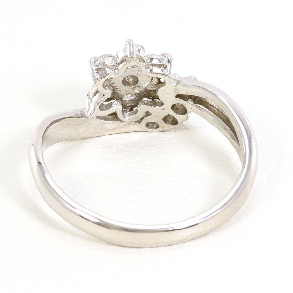 PT900 プラチナ リング 指輪 12号 ダイヤ 0.50 総重量約4.0g ジュエリー 中古 PT900 プラチナ リング 指輪 12号 ダイヤ 0.50 総重量約4.0g ジュエリー 中古