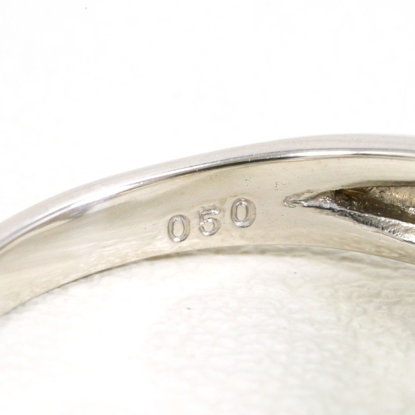 PT900 プラチナ リング 指輪 12号 ダイヤ 0.50 総重量約4.0g ジュエリー 中古 PT900 プラチナ リング 指輪 12号 ダイヤ 0.50 総重量約4.0g ジュエリー 中古