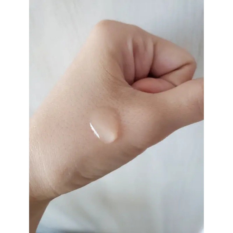 ヒルトン オーバー アンプル デュアルエフェクト 30ml敏感肌用保湿美容液