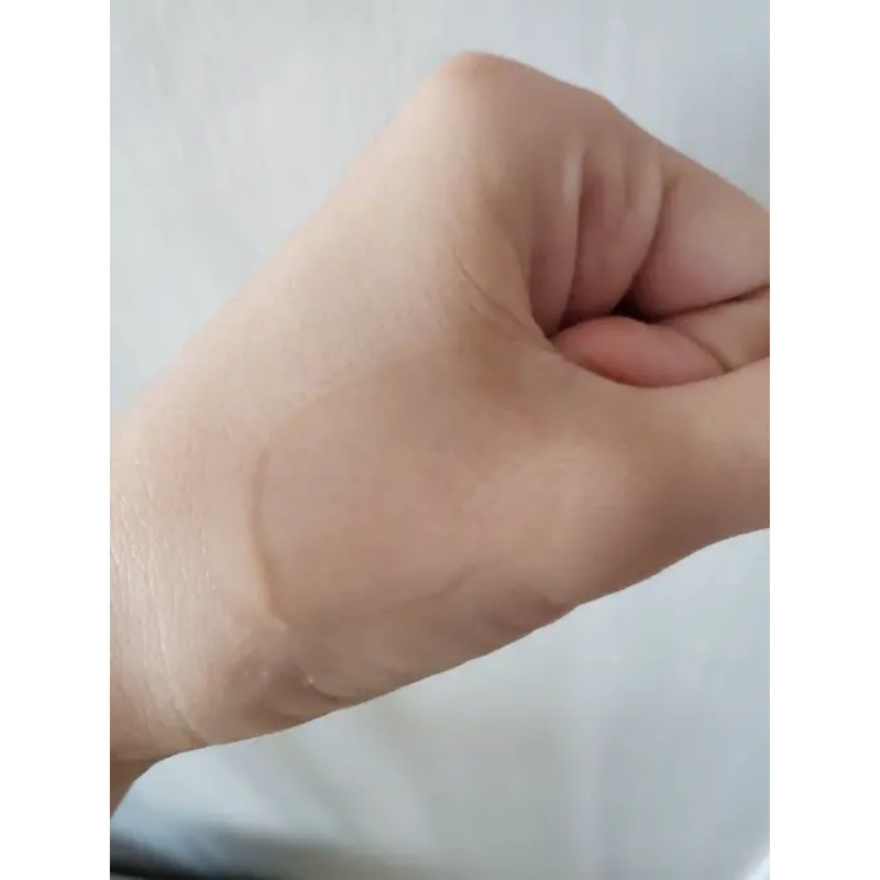 ヒルトン オーバー アンプル デュアルエフェクト 30ml敏感肌用保湿美容液