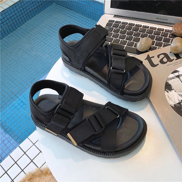 初コーデにオススメマーチン風ベルクロサンダルちょっぴりゴツめのデザインがカワイイ 韓国ファッション マーチン風 厚底サンダル スニーカー 厚底 初コーデにオススメマーチン風ベルクロサンダルちょっぴりゴツめのデザインがカワイイ 韓国ファッション マーチン風 厚底サンダル スニーカー 厚底