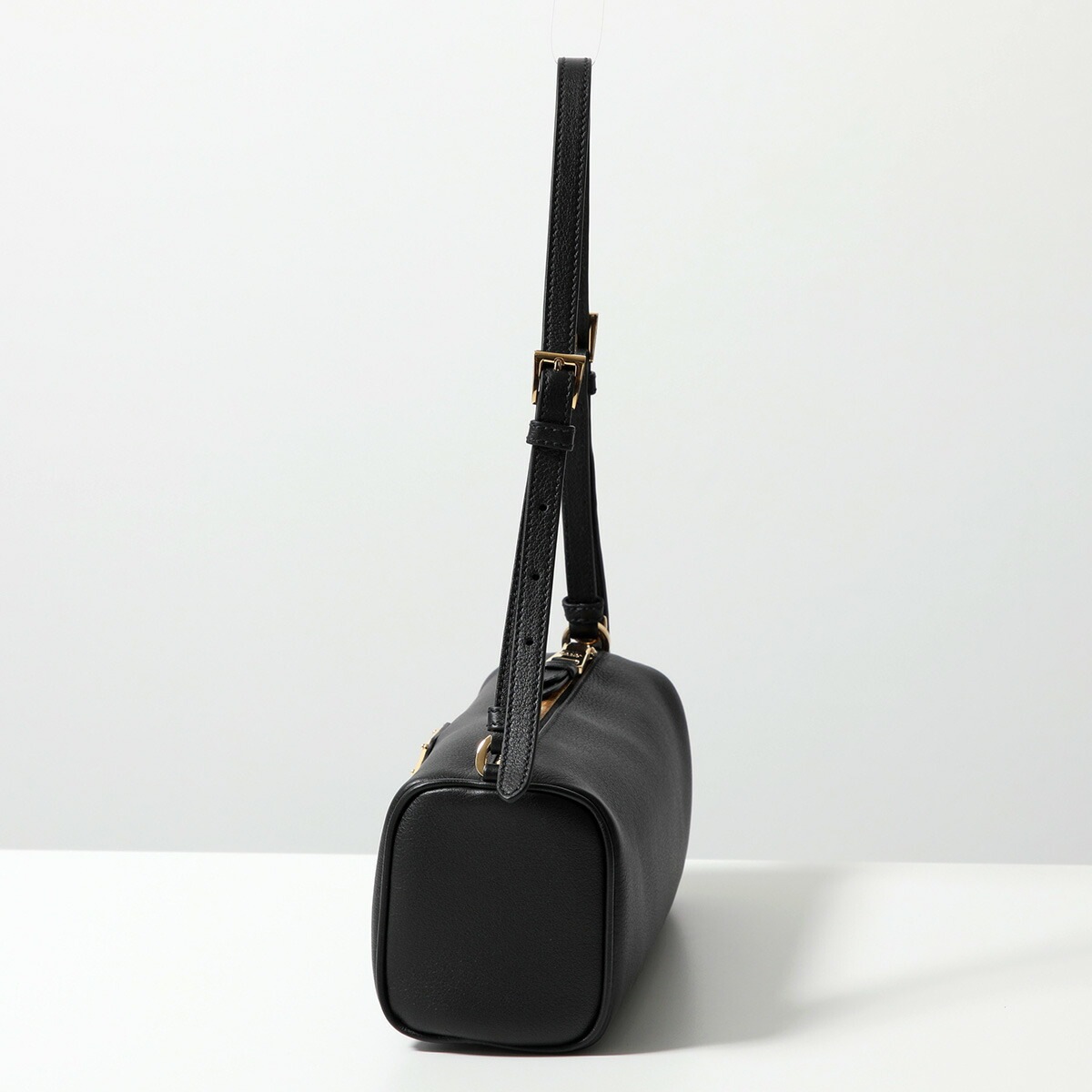 PRADA プラダ ハンドバッグ 1BC239 2CYS レディース レザー ポーチ ショルダーバッグ トライアングルロゴ 鞄 F0002/NERO 1BC239_2CYS_F0002_V_OVO PRADA プラダ ハンドバッグ 1BC239 2CYS レディース レザー ポーチ ショルダーバッグ トライアングルロゴ 鞄 F0002/NERO 1BC239_2CYS_F0002_V_OVO