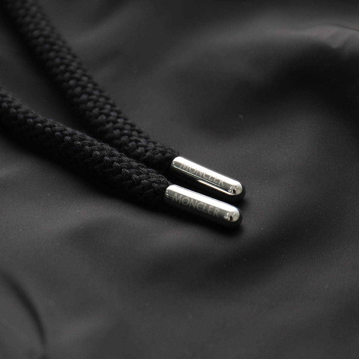 MONCLER モンクレール スイムウェア BOXER MARE ボクサーマレ 2C00004 53326 メンズ 水着 水陸両用 ショートパンツ 巾着付き アイコンパッチ カラー3色