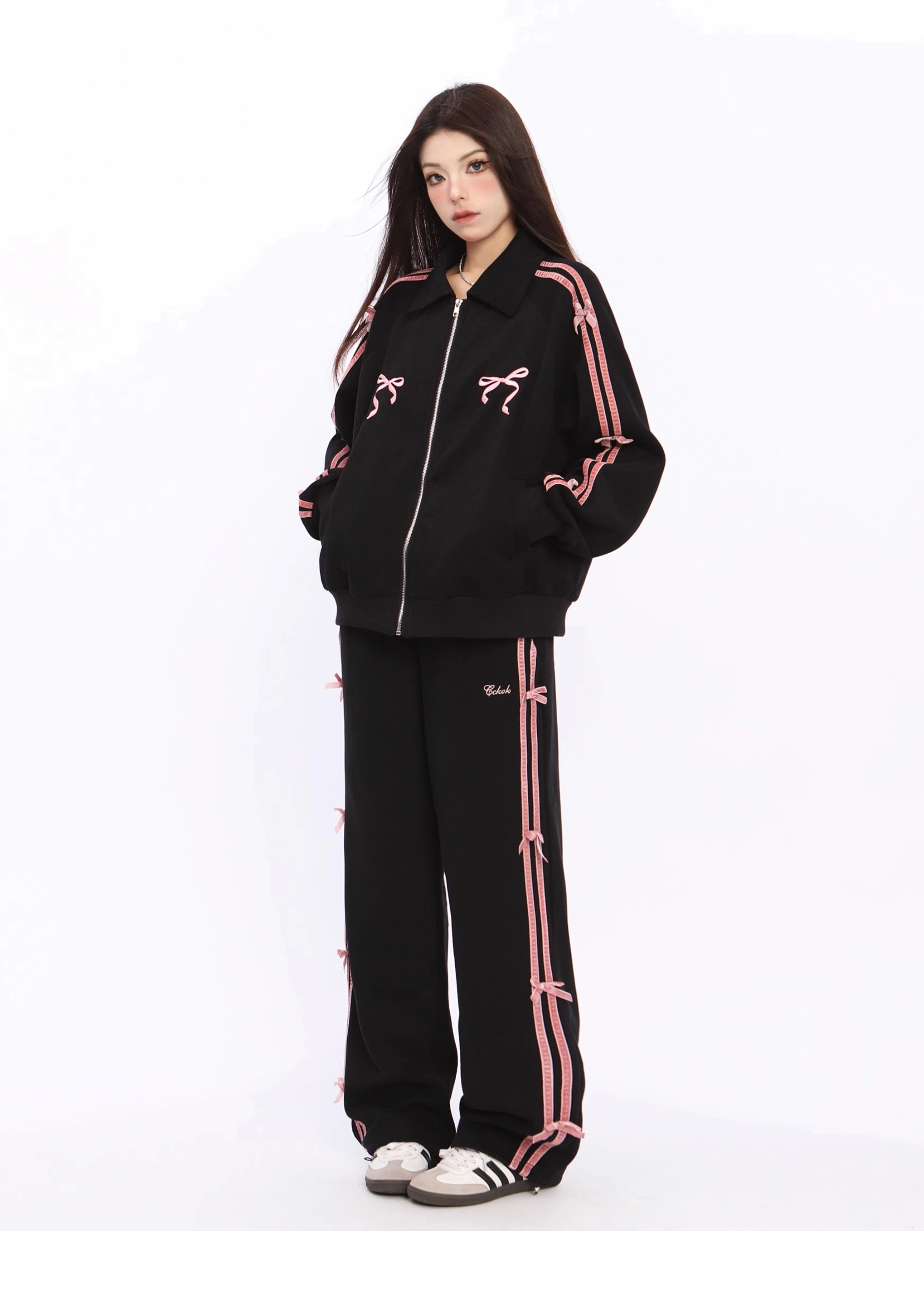 2025 春夏 2点セット トップス お出かけ 羽織り 韓国 レディース フルラウンドヘム ルーズパーカーサイド ボトムススウエットストレート系ゆったりサイズワイドシルエット上下リラックストラック 2025 春夏 2点セット トップス お出かけ 羽織り 韓国 レディース フルラウンドヘム ルーズパーカーサイド ボトムススウエットストレート系ゆったりサイズワイドシルエット上下リラックストラック