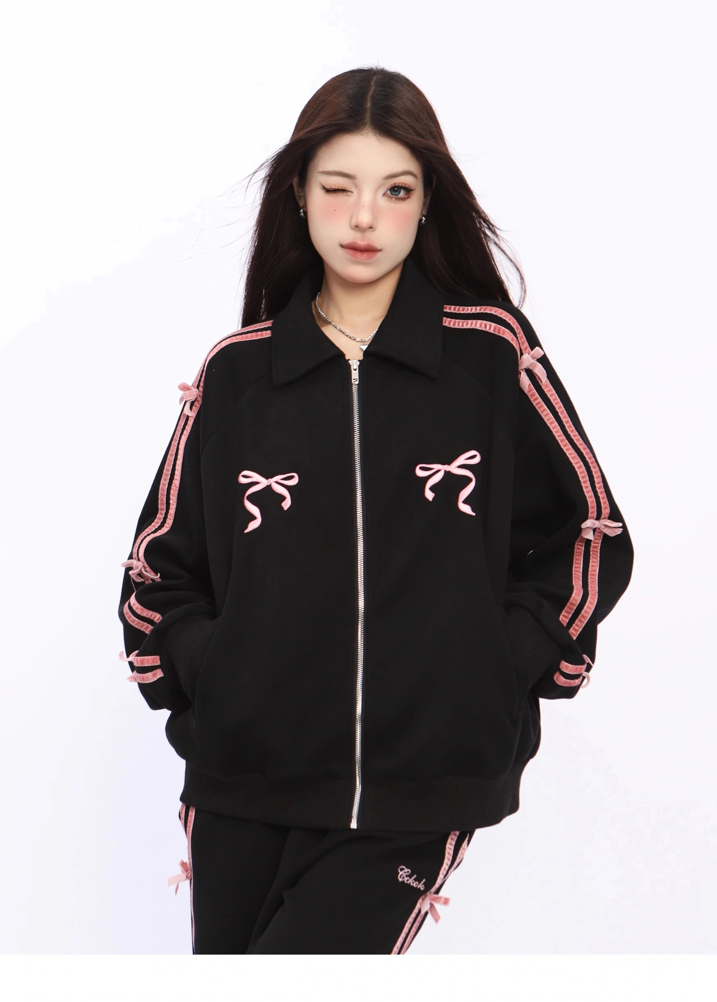 2025 春夏 2点セット トップス お出かけ 羽織り 韓国 レディース フルラウンドヘム ルーズパーカーサイド ボトムススウエットストレート系ゆったりサイズワイドシルエット上下リラックストラック 2025 春夏 2点セット トップス お出かけ 羽織り 韓国 レディース フルラウンドヘム ルーズパーカーサイド ボトムススウエットストレート系ゆったりサイズワイドシルエット上下リラックストラック