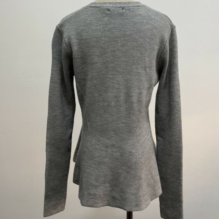 AW 新作 2color ペプラムシルエット フロントボタン ニットカーディガン