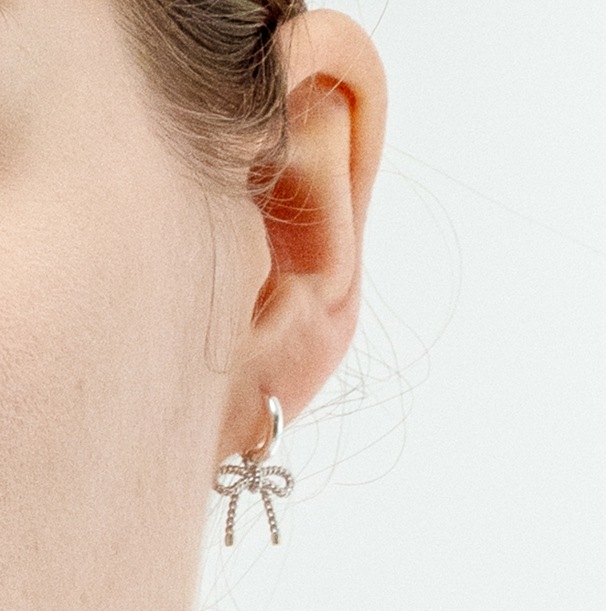 ピアス [HYERES LOR] souvenir silver twist one-touch earring S Designer fashion, Seoul-fully created | W Concept