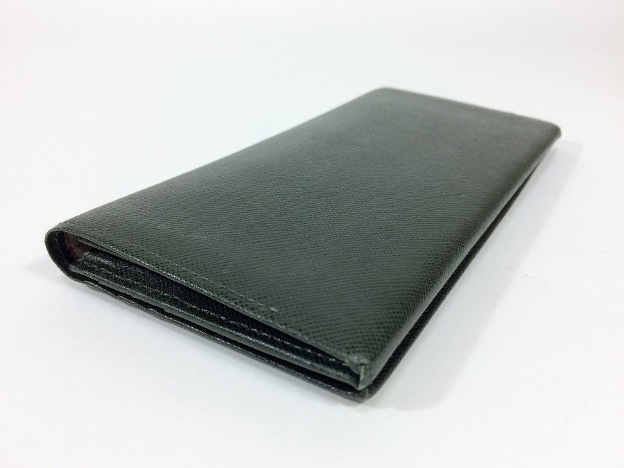 長財布 レザー ディープグリーン 中古品