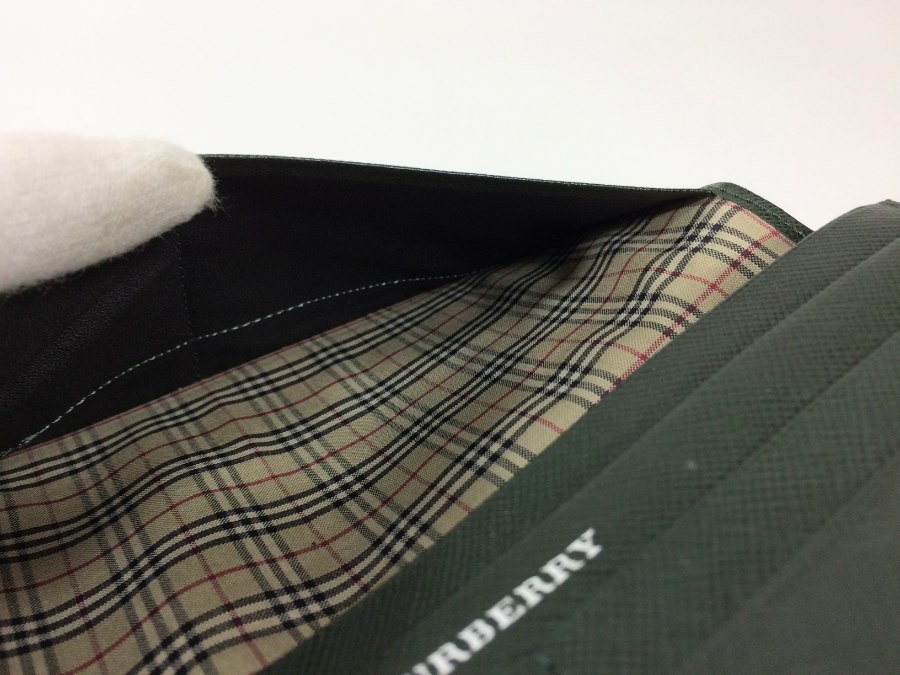 長財布 レザー ディープグリーン 中古品