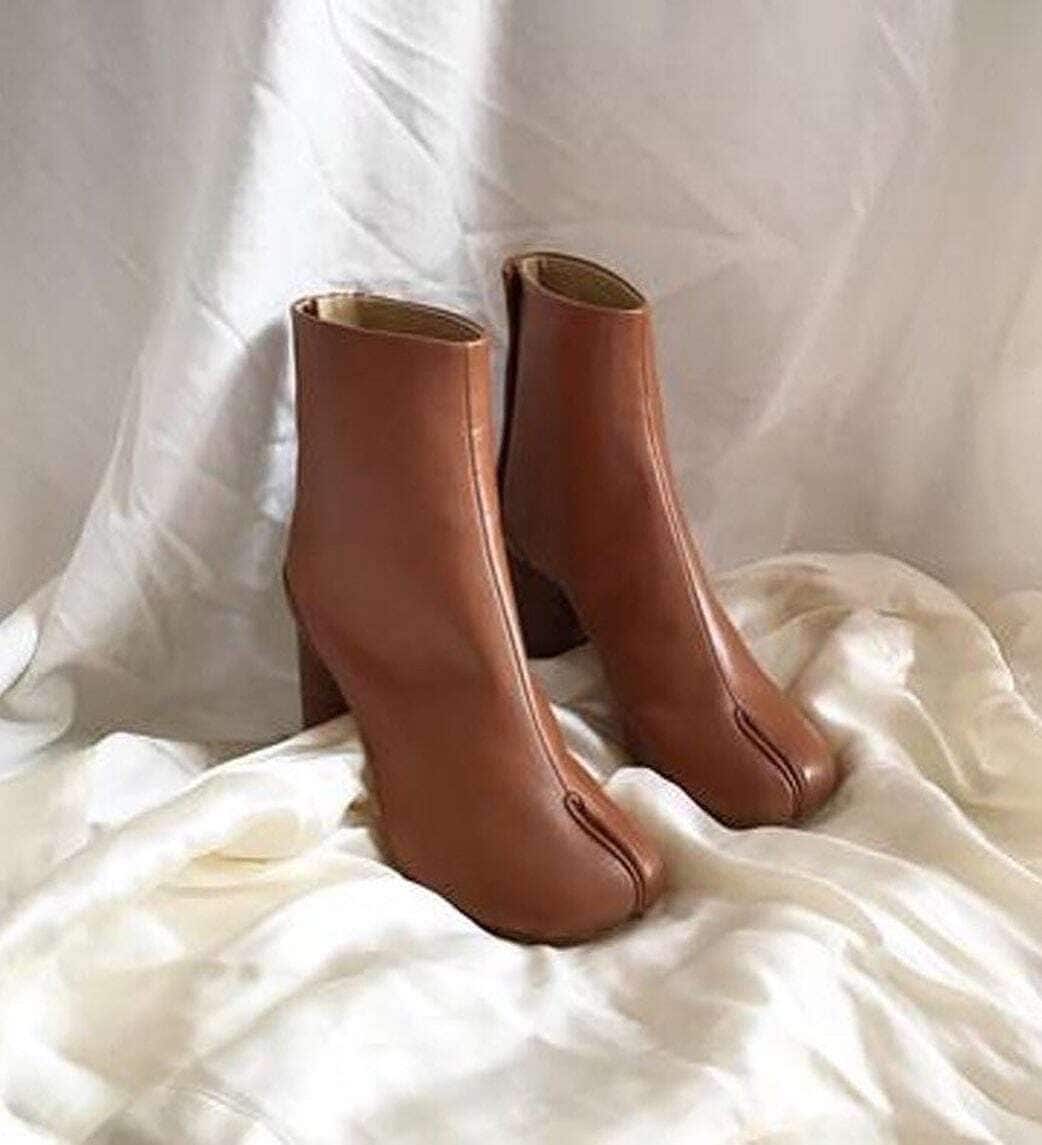 【送料無料】足袋 ブーツ 3色 足袋ヒール タビブーツ 大人可愛い 韓国系 オルチャン 人気 トレンド 新作 20代 30代 40代 シューズ 靴 きれいめ かわいい おしゃれ-q250327-308 【送料無料】足袋 ブーツ 3色 足袋ヒール タビブーツ 大人可愛い 韓国系 オルチャン 人気 トレンド 新作 20代 30代 40代 シューズ 靴 きれいめ かわいい おしゃれ-q250327-308