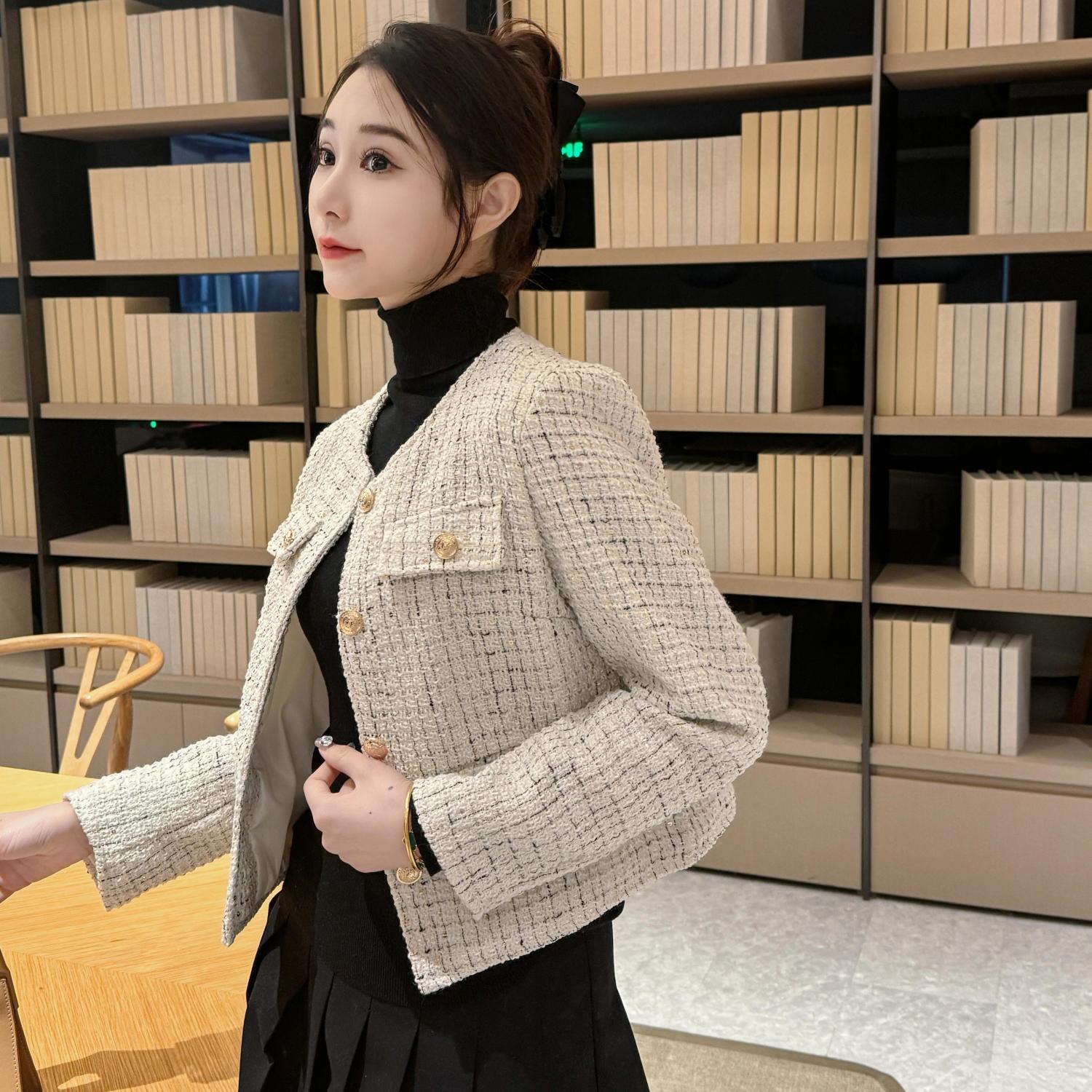 24新型流行ファッション気質優雅で洗練された小香風上着韓国版ファッションの短いコート女性 24新型流行ファッション気質優雅で洗練された小香風上着韓国版ファッションの短いコート女性