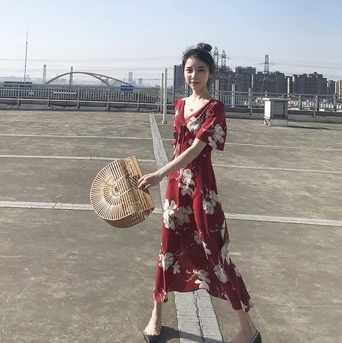 ワンピース ロング丈 半袖 Vネック 背中見せ デザイン 美ライン ラッフル フリル リボン 軽やか カラバリ スタイルアップ ドラマチック かわいい 大人可愛い きれいめ シンプル カジュアル 大人 ワンピース ロング丈 半袖 Vネック 背中見せ デザイン 美ライン ラッフル フリル リボン 軽やか カラバリ スタイルアップ ドラマチック かわいい 大人可愛い きれいめ シンプル カジュアル 大人