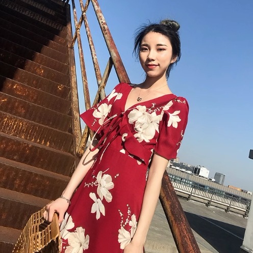 ワンピース ロング丈 半袖 Vネック 背中見せ デザイン 美ライン ラッフル フリル リボン 軽やか カラバリ スタイルアップ ドラマチック かわいい 大人可愛い きれいめ シンプル カジュアル 大人 ワンピース ロング丈 半袖 Vネック 背中見せ デザイン 美ライン ラッフル フリル リボン 軽やか カラバリ スタイルアップ ドラマチック かわいい 大人可愛い きれいめ シンプル カジュアル 大人