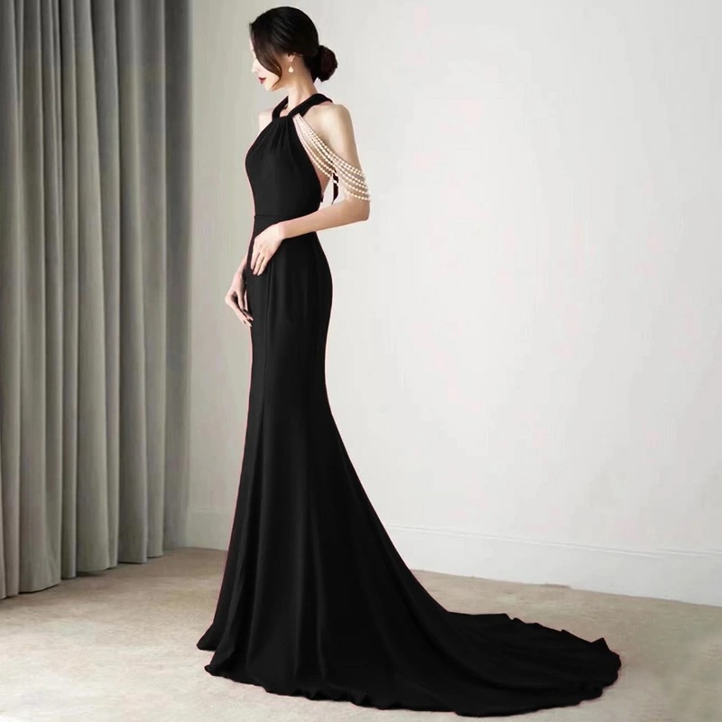 再販未定イブニングドレス ワイン赤 マーメイドドレス ホルターネック フリンジ パール エレガント ロングドレス 黒 ブラック 背開き セクシー 結び付き リボン オシャレ 結婚式ドレス 二次会ドレス