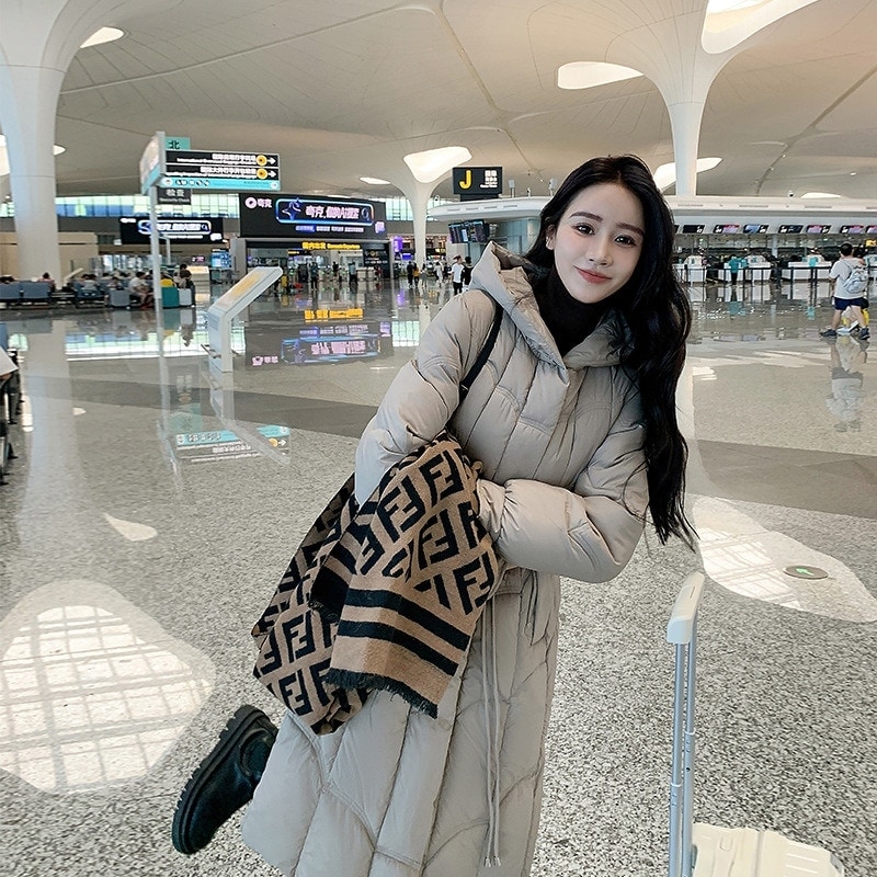 3色人気2024秋冬 新作 厚手 ジャケット 着痩せ 防寒 トップス 大きいサイズ暖かい レディース 軽量ダウン混綿福袋 ダウンジャケット