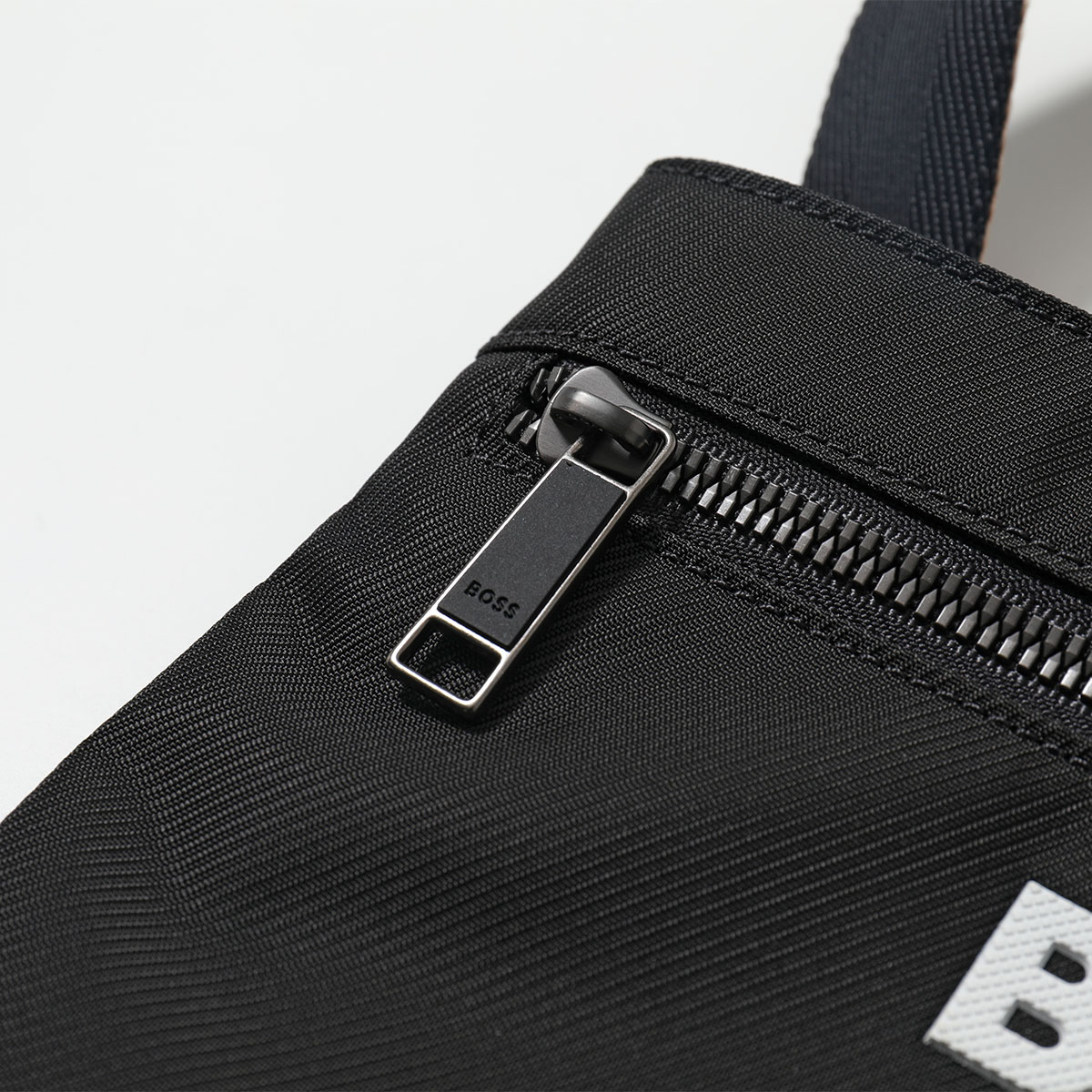 HUGO BOSS ヒューゴボス ショルダーバッグ Catch 3 Envelope L 50511930 10249707 メンズ エンベロープバッグ シグネチャーストライプ ロゴ 001