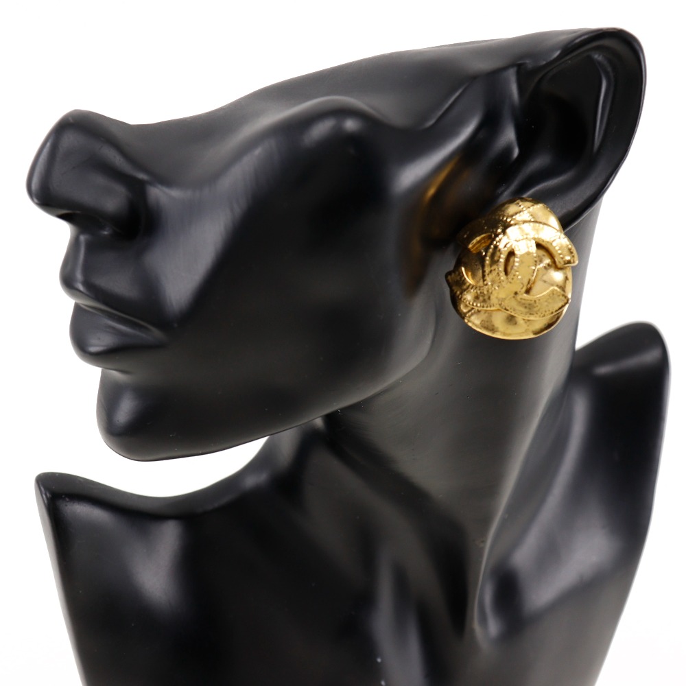 ココマーク ヴィンテージ イヤリング 金メッキ 94P 約25.6g レディース 中古品 ココマーク ヴィンテージ イヤリング 金メッキ 94P 約25.6g レディース 中古品