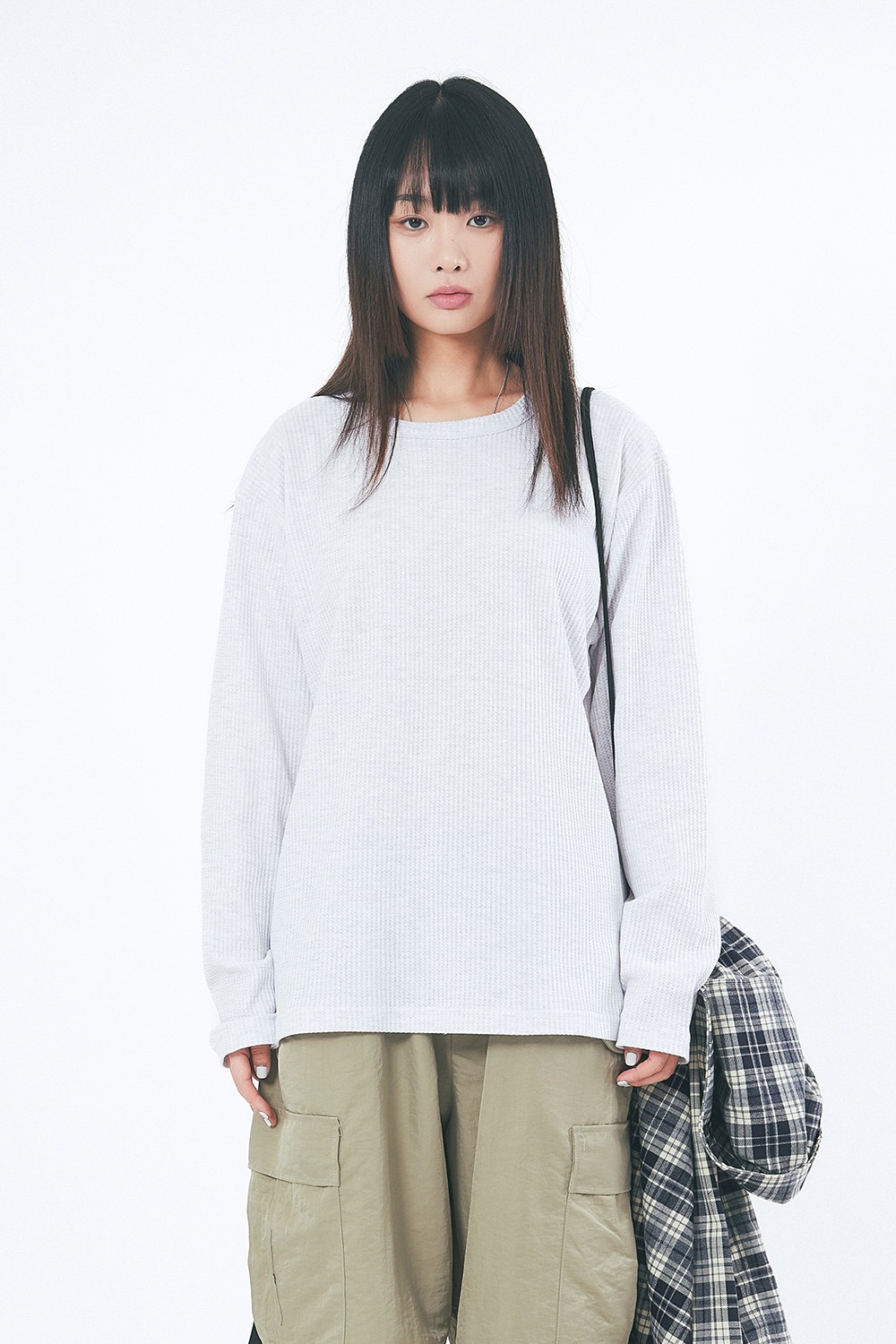 Waffle Slab Round Neck Long Sleeves 3色 新商品 韓国人気 肝節期 日常服 デイリー カップルアイテム ストリートファッション 贈り物 学生 大学生 Waffle Slab Round Neck Long Sleeves 3色 新商品 韓国人気 肝節期 日常服 デイリー カップルアイテム ストリートファッション 贈り物 学生 大学生