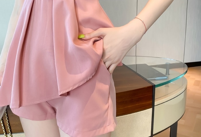 トップス カットソー プルオーバー ボトムス パンツ ショート丈 2点セット スタイルアップ 袖あり 半袖 襟なし チュール 肩だし レース シフォン フリル かわいい 大人可愛い 大人女子