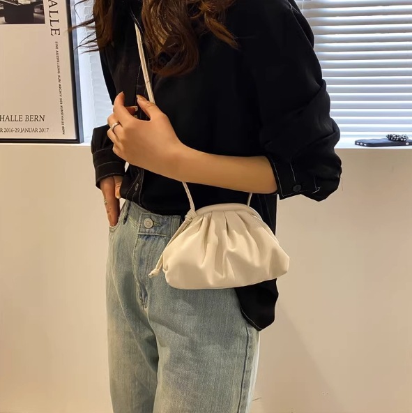 鞄 バック ショルダー ショルダーバック かわいい 大人可愛い きれいめ シンプル カジュアル 大人 上品 おしゃれ お洒落 かっこいい レトロ 大人可愛い 大人女子 こなれ感 ラフ 鞄 バック ショルダー ショルダーバック かわいい 大人可愛い きれいめ シンプル カジュアル 大人 上品 おしゃれ お洒落 かっこいい レトロ 大人可愛い 大人女子 こなれ感 ラフ