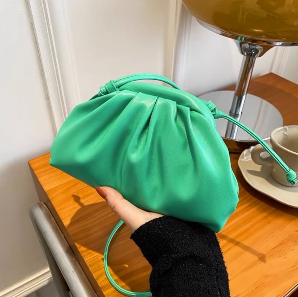 鞄 バック ショルダー ショルダーバック かわいい 大人可愛い きれいめ シンプル カジュアル 大人 上品 おしゃれ お洒落 かっこいい レトロ 大人可愛い 大人女子 こなれ感 ラフ 鞄 バック ショルダー ショルダーバック かわいい 大人可愛い きれいめ シンプル カジュアル 大人 上品 おしゃれ お洒落 かっこいい レトロ 大人可愛い 大人女子 こなれ感 ラフ